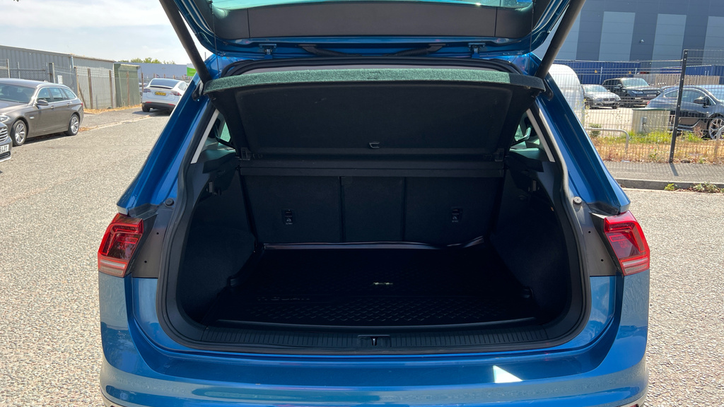 Volkswagen Tiguan Se Navigation Tdi Grey #18