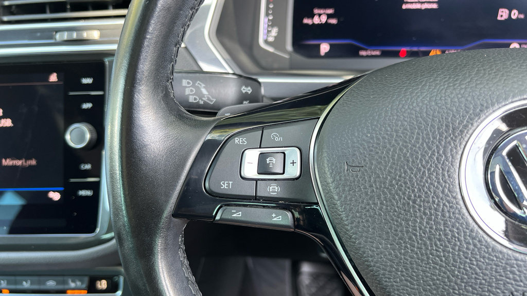 Volkswagen Tiguan Se Navigation Tdi Grey #14