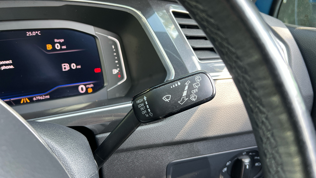 Volkswagen Tiguan Se Navigation Tdi Grey #28