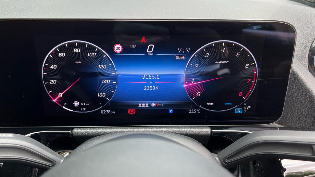 Mercedes-Benz GLA Class Gla 220D 4Matic Amg Line Premium Plus Grey #18