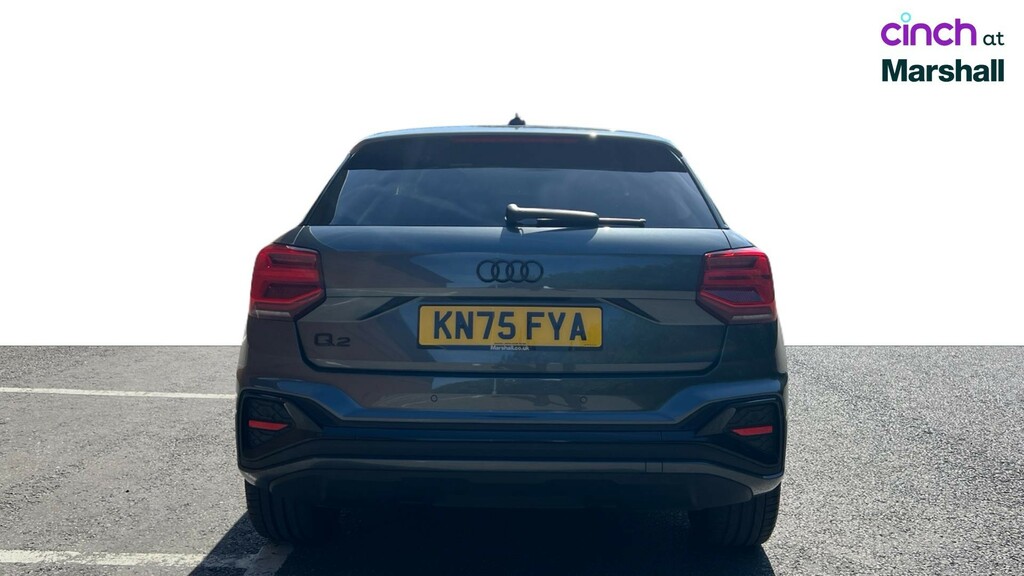 Audi Q2 35 Tfsi S Line S Tronic Black #4