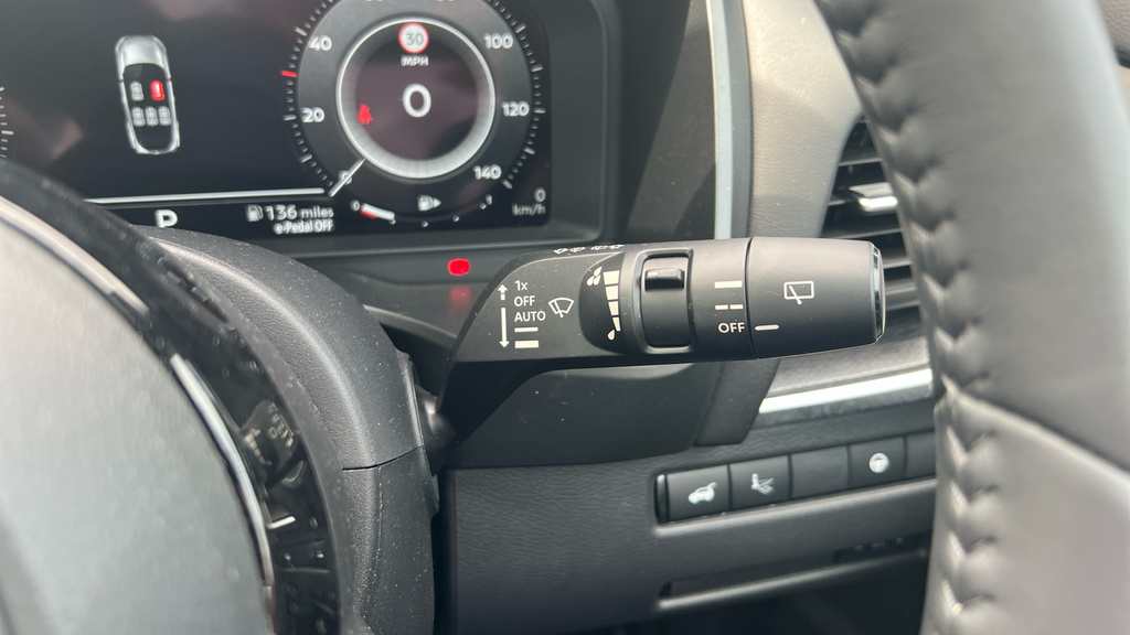 Nissan Qashqai E-power Tekna Plus White #34