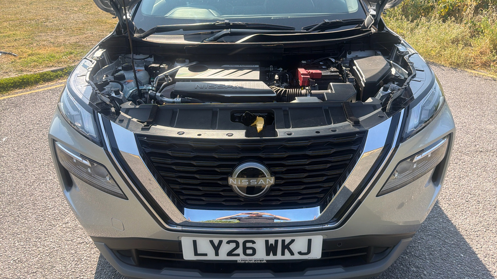Nissan X-Trail Tekna Silver #23