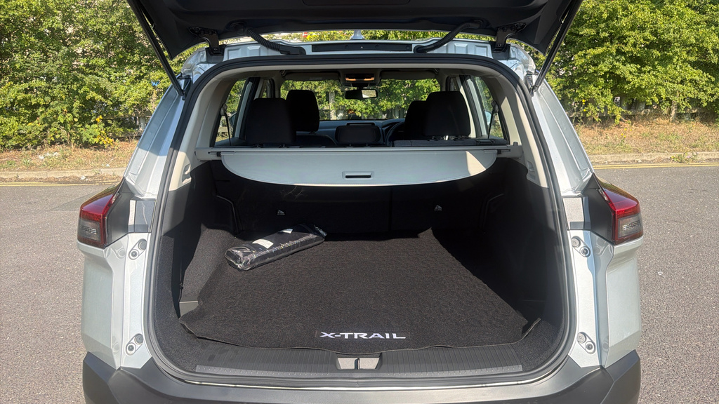 Nissan X-Trail Tekna Silver #22