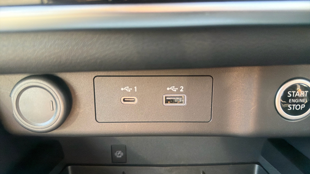 Nissan X-Trail Tekna Silver #39