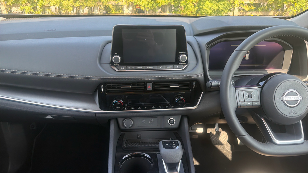 Nissan X-Trail Tekna Silver #19