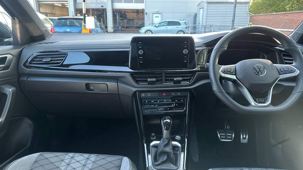 Volkswagen T-Roc R-line Black #12