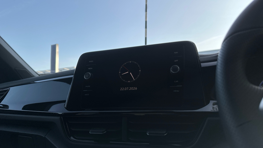 Volkswagen T-Roc R-line Black #26