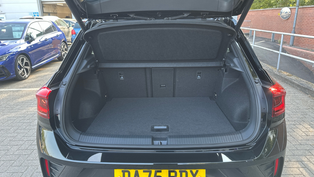 Volkswagen T-Roc R-line Black #15
