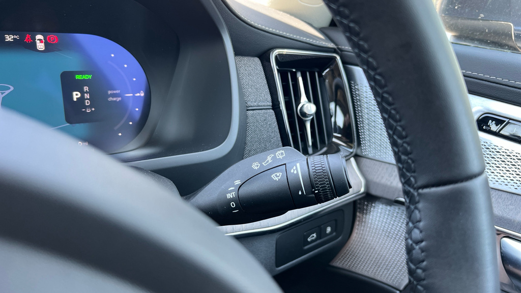 Volvo XC90 B5 P Awd Ultra Dark Grey #32
