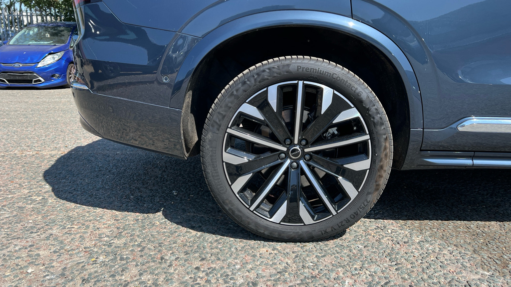 Volvo XC90 B5 P Awd Ultra Dark Grey #21