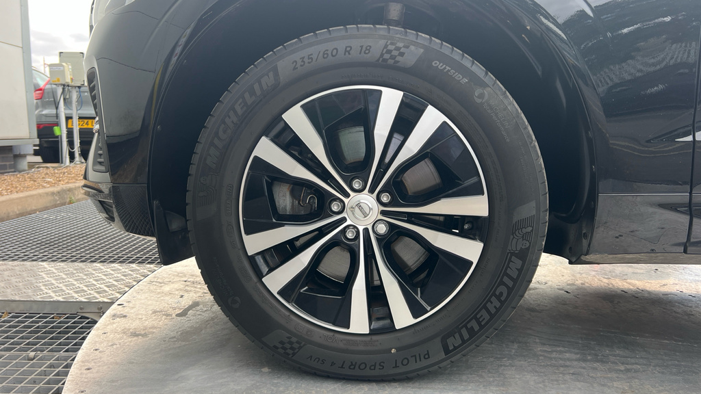Volvo XC60 Xc60 B4 Mhev Awd Gold #26