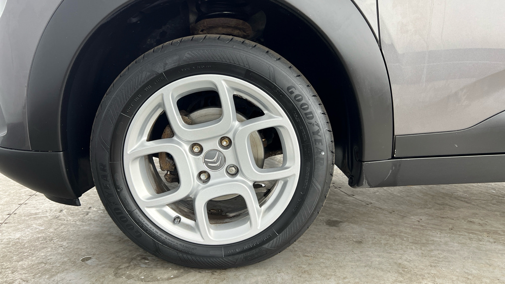 Citroen C4 Cactus 1.2L Puretech Flair Ss 109 Bhp Black #24