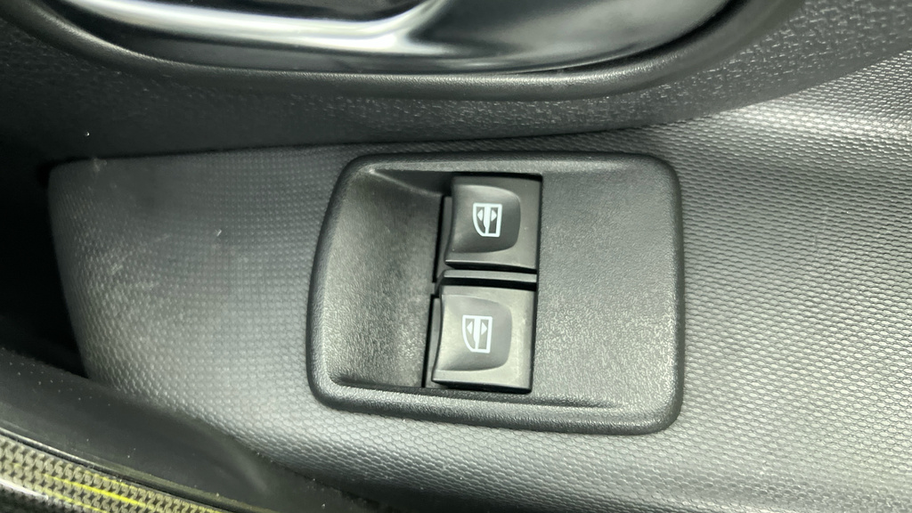 Dacia Sandero Stepway Dacia Sandero Stepway 0.9 Tce Comfort White #12
