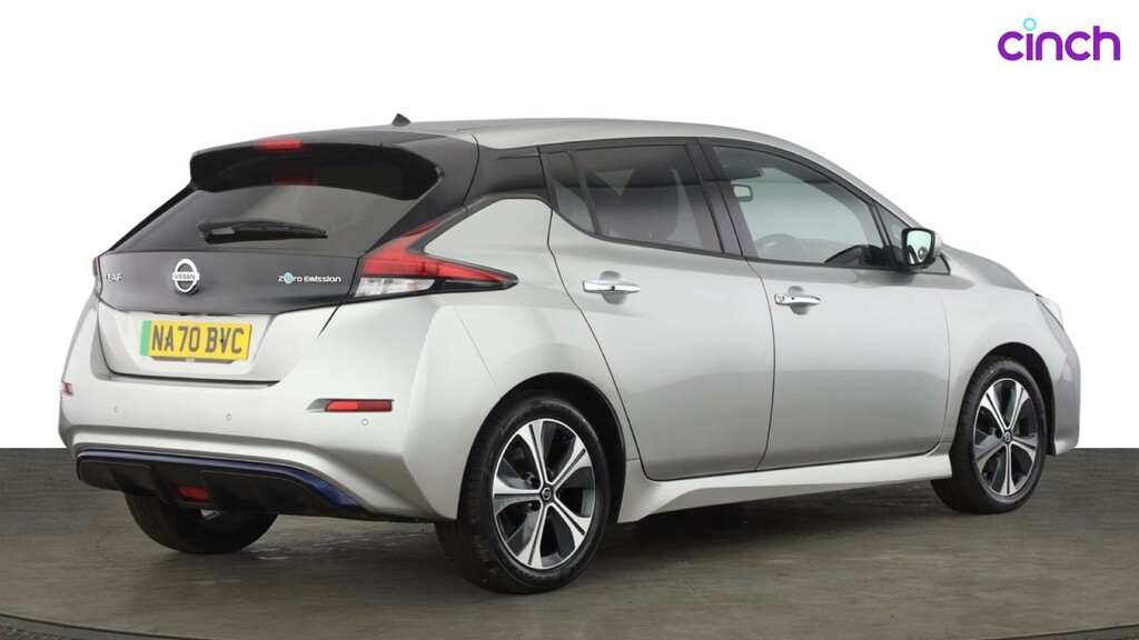Nissan Leaf 110Kw N-connecta 40Kwh White #3