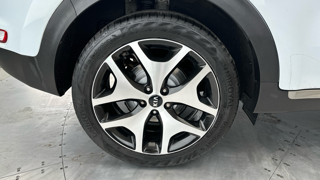 Kia Sportage Suv White #25