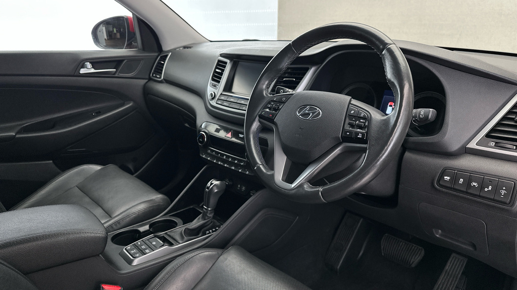 Hyundai Tucson S 1.6 White #12