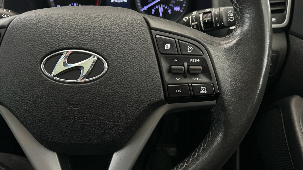 Hyundai Tucson S 1.6 White #15