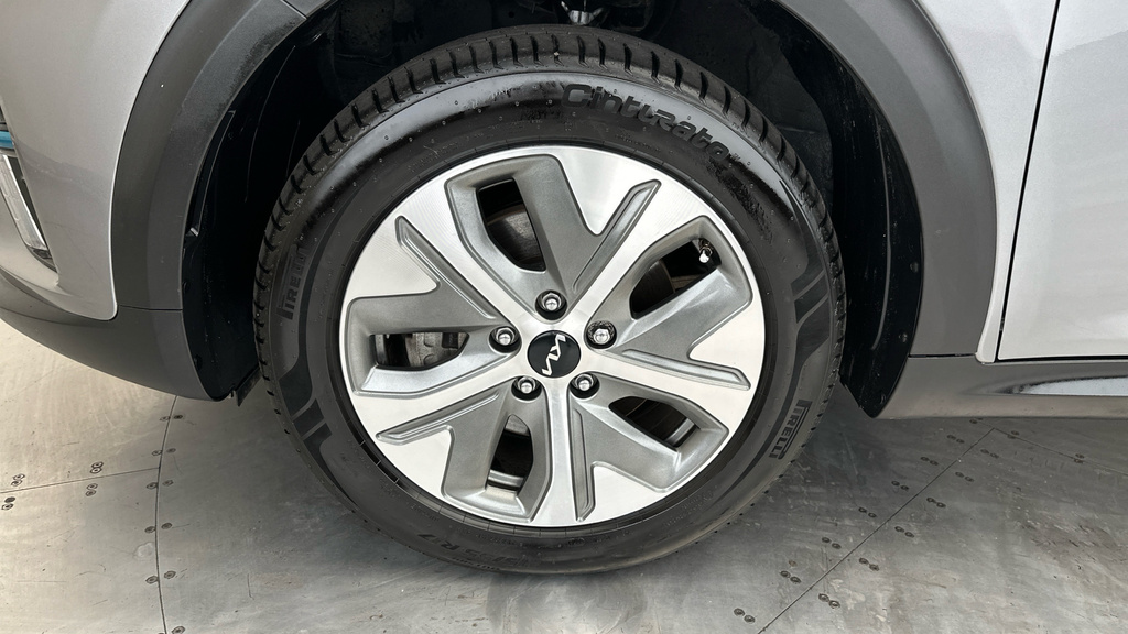 Kia e-Niro Suv 64.8Kwh 2 202272 Grey #21