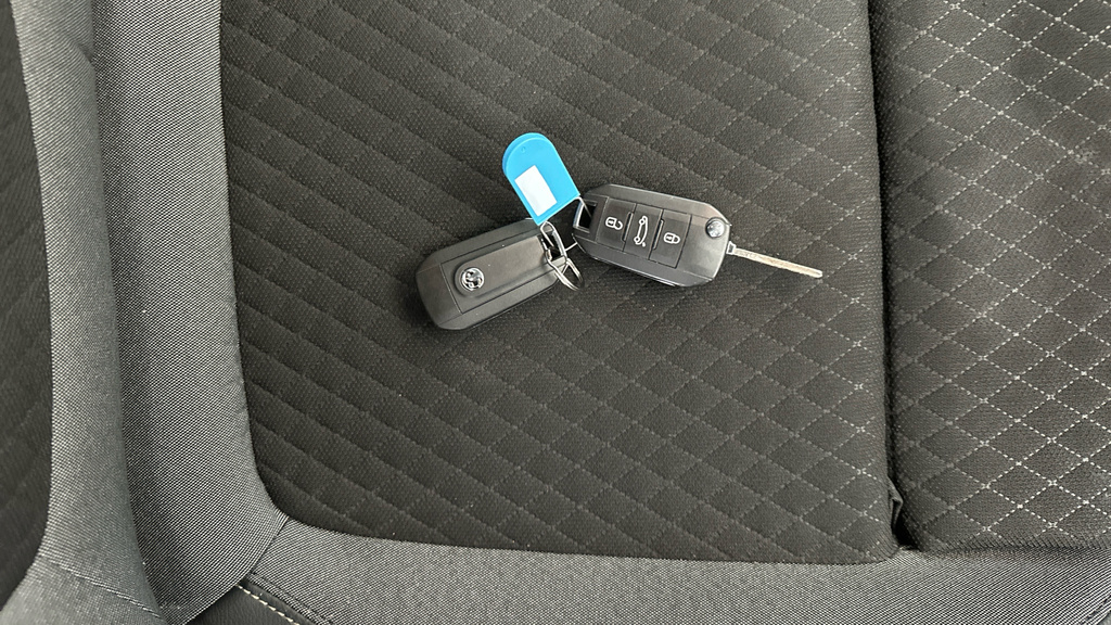 Vauxhall Grandland X Elite Nav Blue #30
