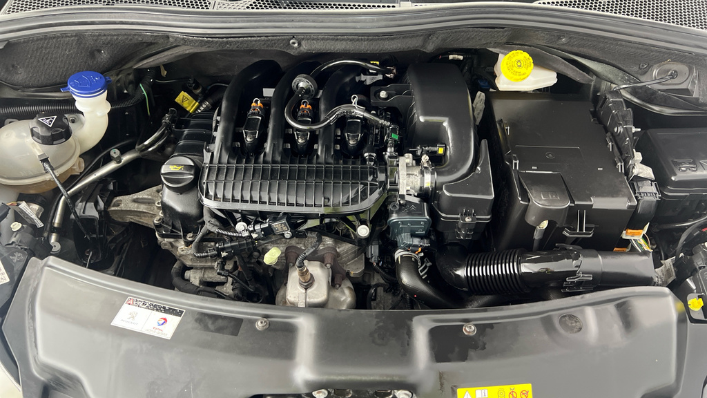 Peugeot 208 1.2 Puretech 82 Tech Edition Start Stop White #25