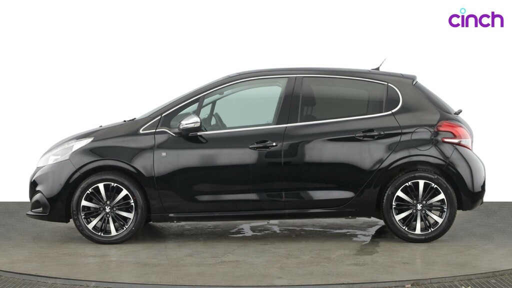 Peugeot 208 1.2 Puretech 82 Tech Edition Start Stop White #6