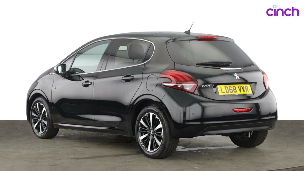 Peugeot 208 1.2 Puretech 82 Tech Edition Start Stop White #5