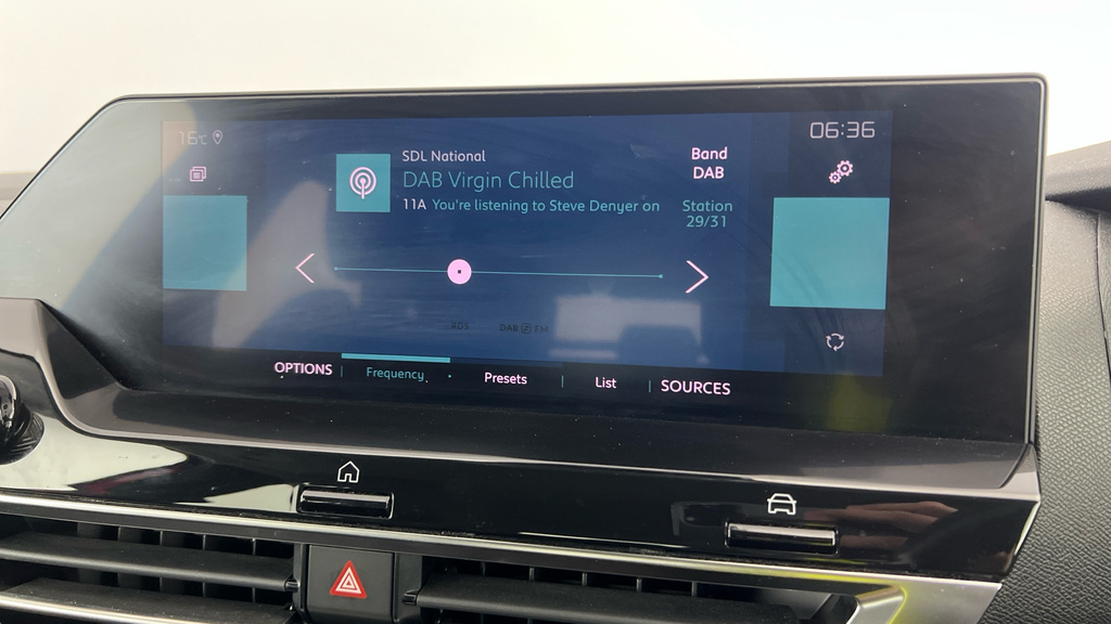 Citroen e-C4 50Kwh Sense Plus Hatchback 136  #16