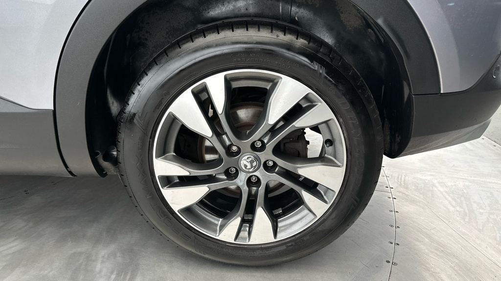 Vauxhall Grandland X  White #26