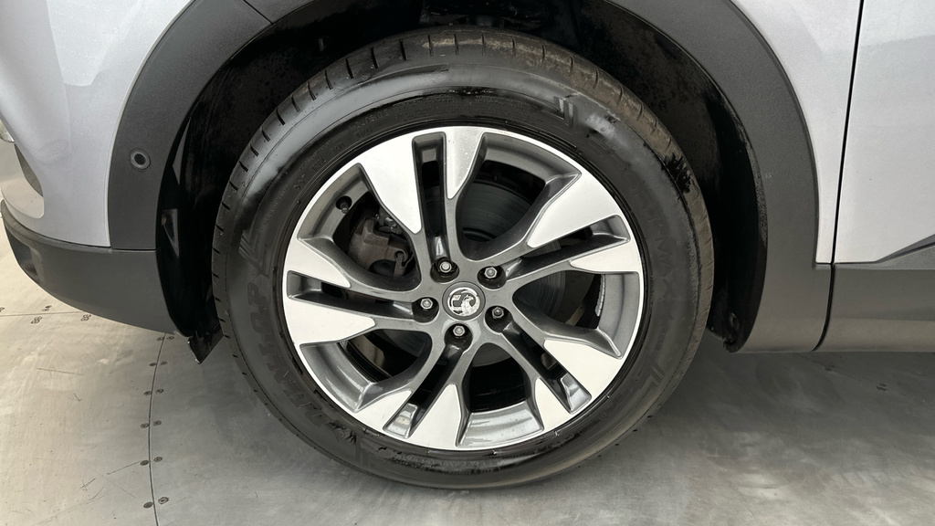 Vauxhall Grandland X  White #25