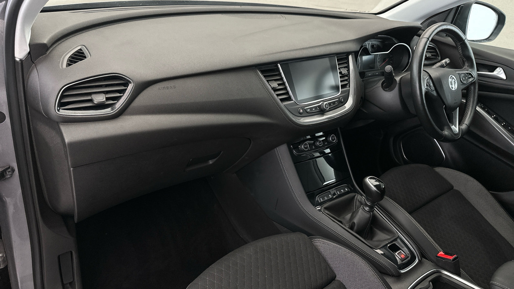 Vauxhall Grandland X  White #13
