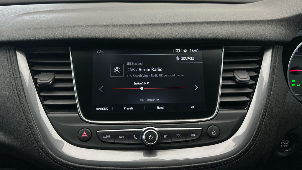 Vauxhall Grandland X  White #18