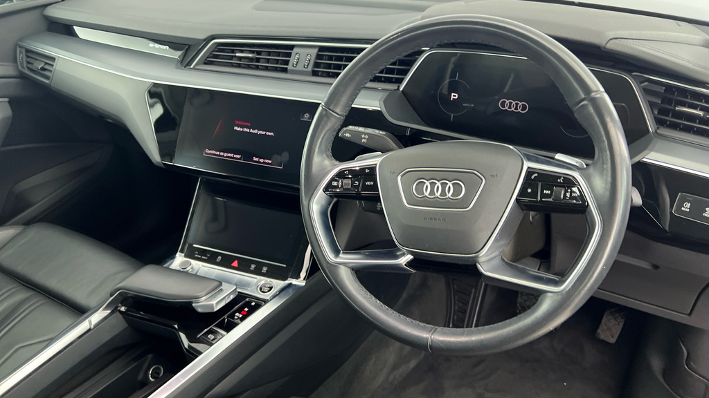 Audi E-tron Audi E-tron Sportback Black Edition 50 Quattro 230 Black #9
