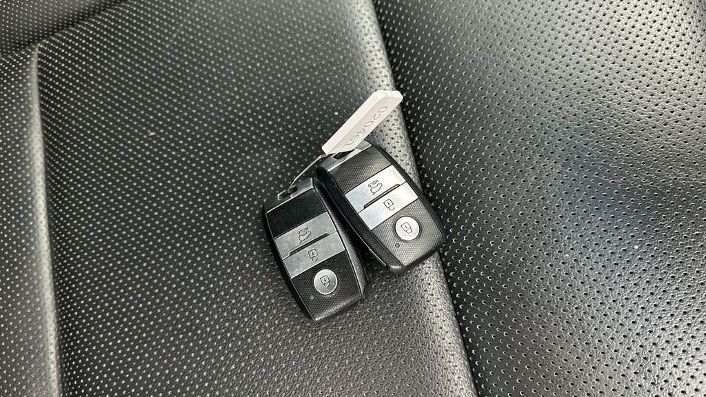 Kia Sportage 1.6L Gt-line Black #31