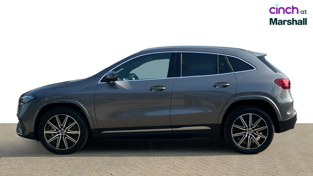 Mercedes-Benz EQA Eqa 350 66.5Kwh Amg Line Premium Suv Electri White #6