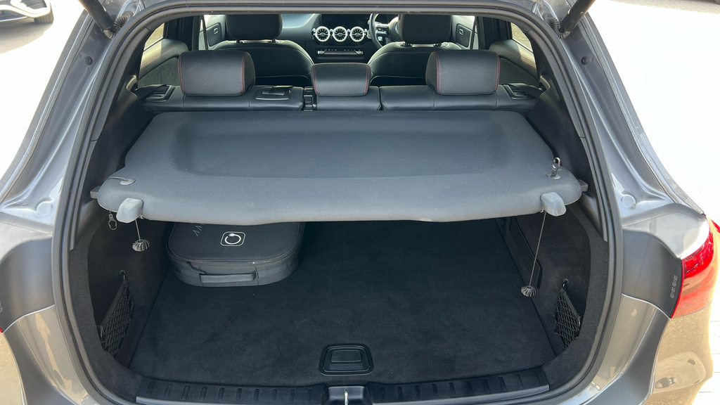 Mercedes-Benz EQA Eqa 350 66.5Kwh Amg Line Premium Suv Electri White #15