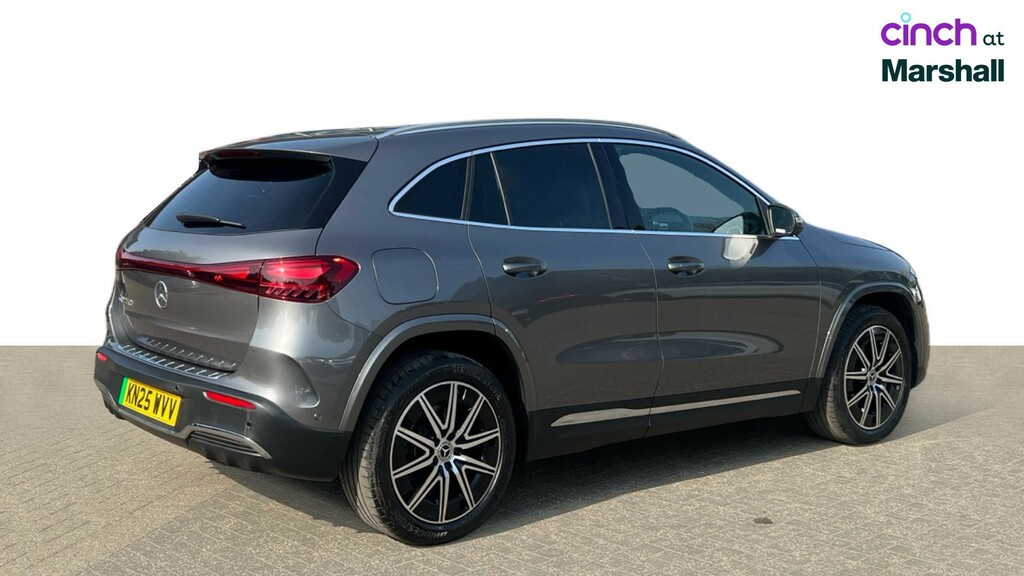 Mercedes-Benz EQA Eqa 350 66.5Kwh Amg Line Premium Suv Electri White #3