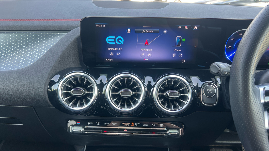 Mercedes-Benz EQA Eqa 350 66.5Kwh Amg Line Premium Suv Electri White #12