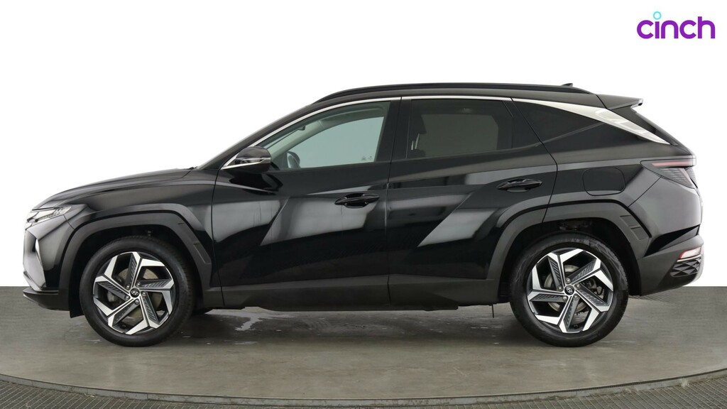 Hyundai Tucson Se Connect White #6