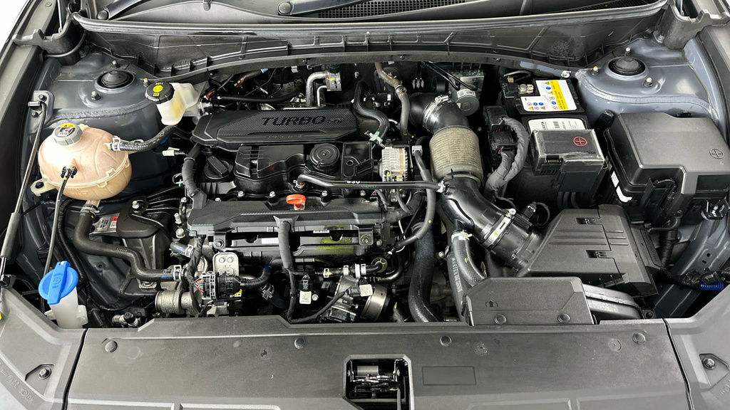 Hyundai Tucson Se Connect White #29