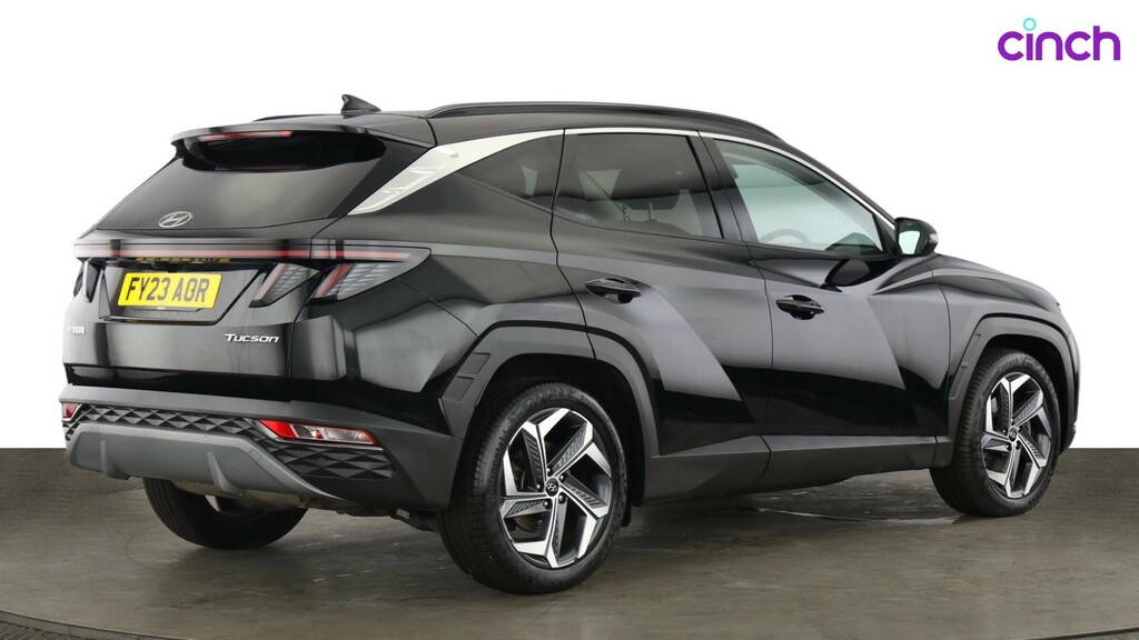 Hyundai Tucson Se Connect White #3