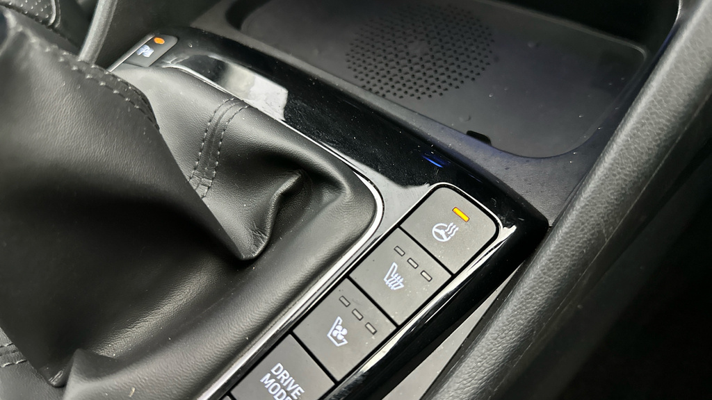 Hyundai Tucson Se Connect White #11