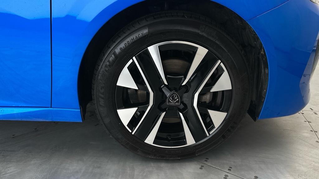Peugeot 208 1.2 Puretech 100 Active Grey #25