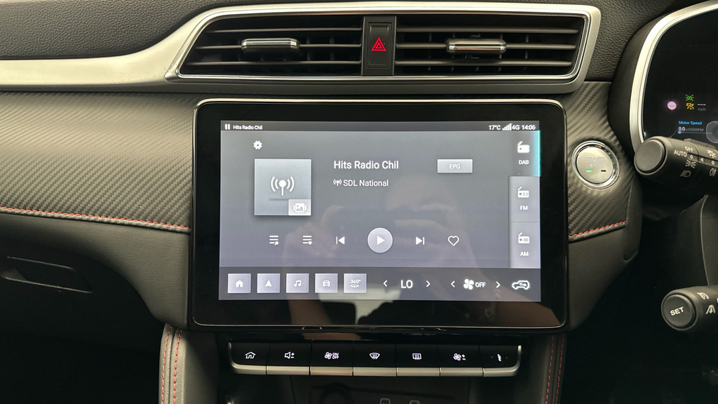 MG ZS 130Kw Se Ev 51Kwh Silver #17