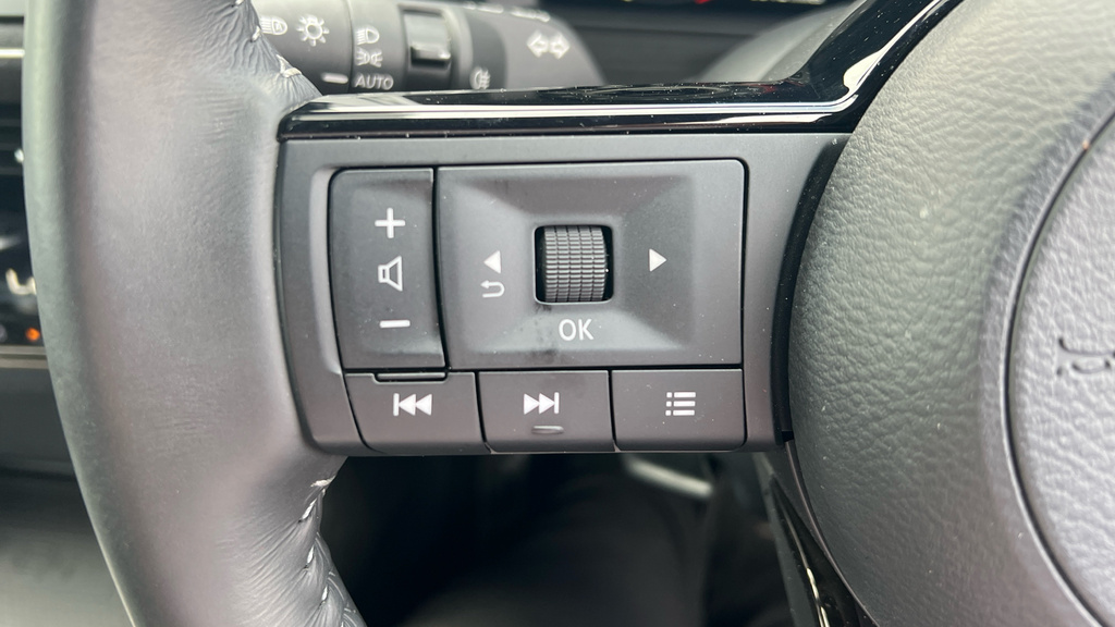 Nissan Qashqai 1.5 E-power Acenta Premium Black #29