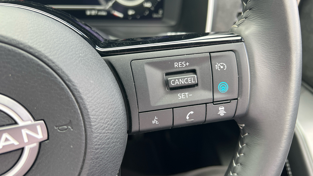 Nissan Qashqai 1.5 E-power Acenta Premium Black #28