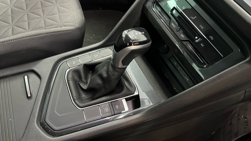 Volkswagen Tiguan Elegance Black #26