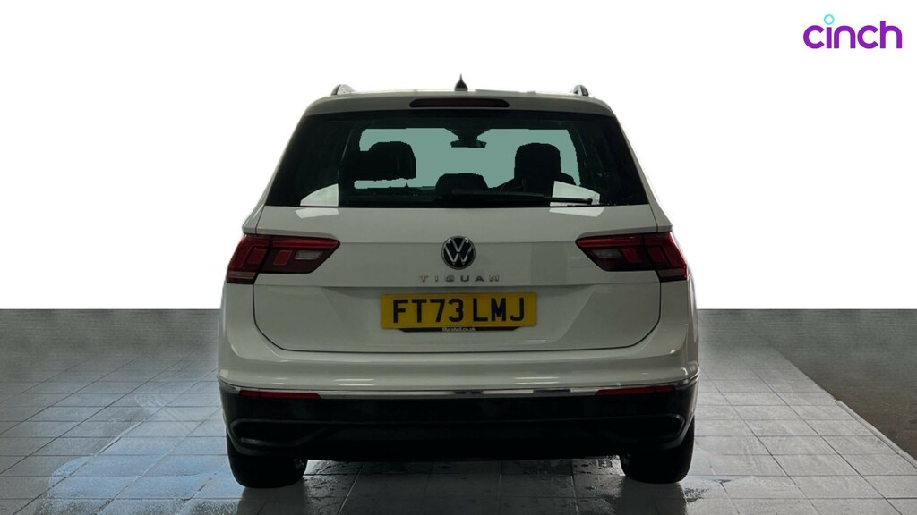 Volkswagen Tiguan Elegance Black #4