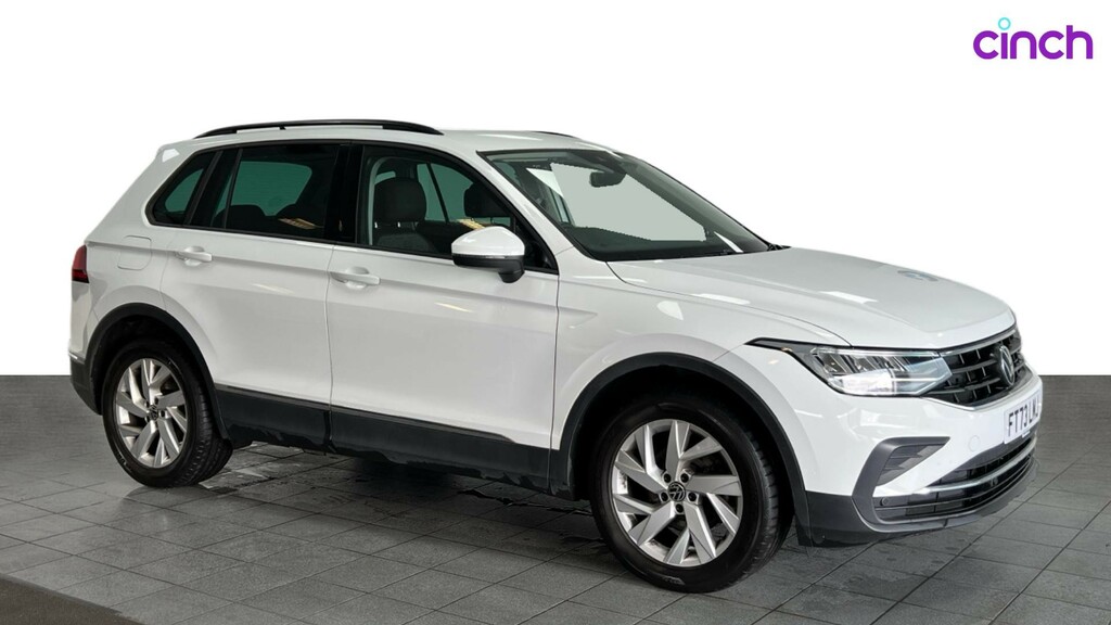 Volkswagen Tiguan Elegance Black #1