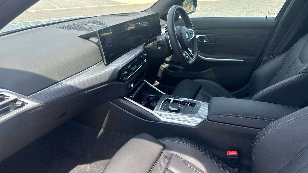 BMW 3 Series 320I M Sport Step Black #10